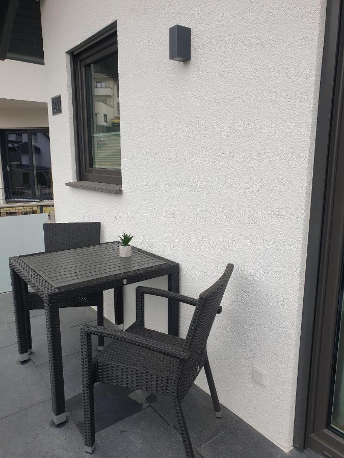 Ferienwohnungen Am Aeppelsberg Volkesfeld Exterior foto